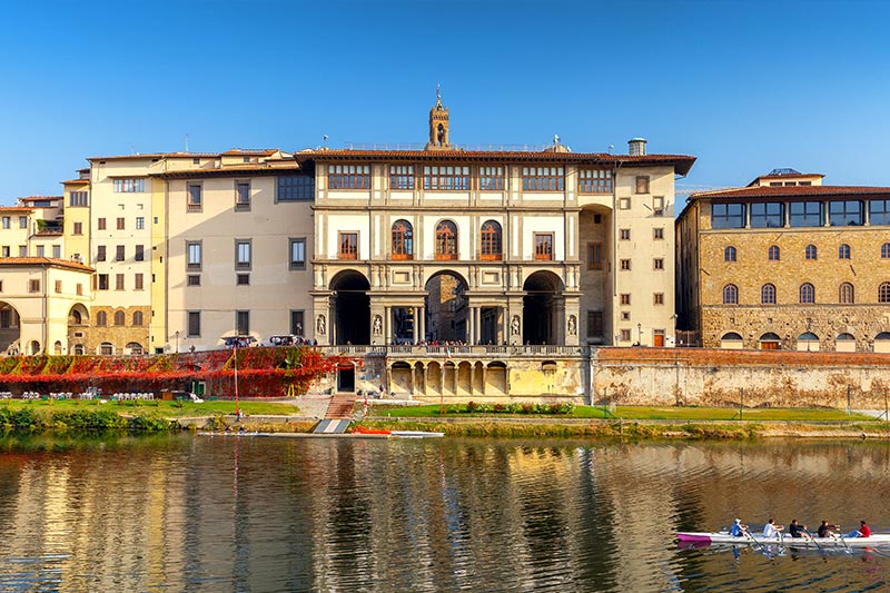 How to book tickets to Uffizi